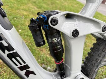 Trek Slash 8 2022 - 2