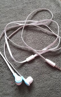 Sluchátka různá - 2