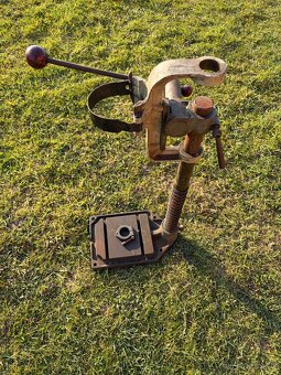 Stojan na vrtačku - 2