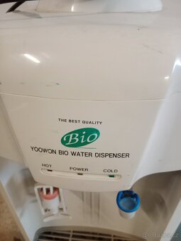 Stojanový elektrický dávkovač vody - 2