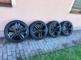 Zimní orig. sada alu kol Ford Mustang 255/40/19 - 2