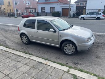 Golf Volkswagen - 2