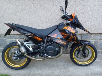 KTM LC4 690 SM - DOKLADY + NÁHRADNÍ DÍLY - 2