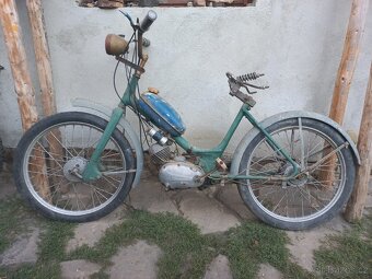 Moped Stadion s 11 - 2