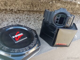 Hodinky Casio G-Shock DW 6900BB-1DR,originál krabička,štítek - 2