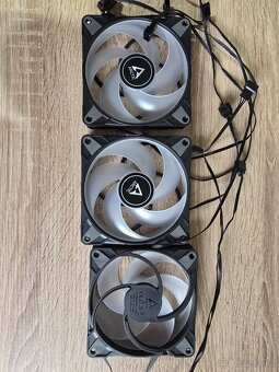 Arctic p12 pwm - 2