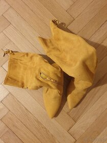 Žluté kozačky semišové, vel. 39 - 2