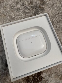 Apple AirPods 2022 - 2