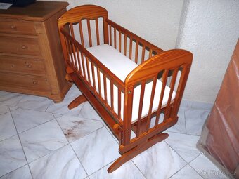 kolíbka v rustikálním stylu s matrací - 2