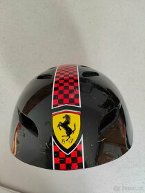 Dětská helma Ferrari - 2