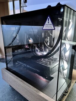 STOLNÍ PC NA STŘIH a HRY – RTX 4080 / i9 / 64 GB - 2