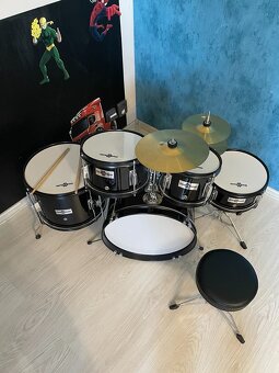 Prodám dětskou bicí soupravu Gear4music - 2