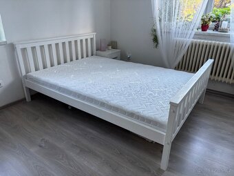 Drevena postel - bila - 2