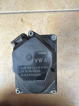 VW Škoda Seat Audi škrtící klapka. - 2