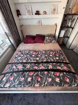Výklopná postel Bed Concept 160/200 lesk bílá - 2