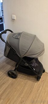 Sportovní kočárek - jako nový - 2