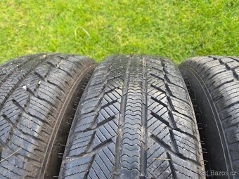 Zimní pneu Syron Everest C 225/75 R16C 121/120S - 2