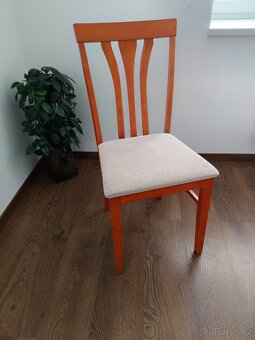 Jídelní stůl + 4 židle - 2