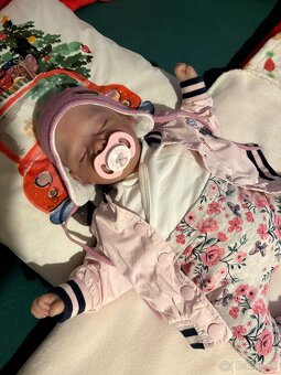 Realistická panenka-miminko. - 2