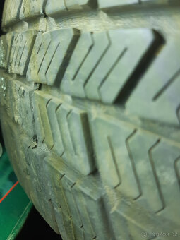 Prodám pneu 165/70r14 - 2
