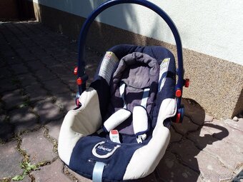 Autosedačka - vajíčko CHICCO - 2