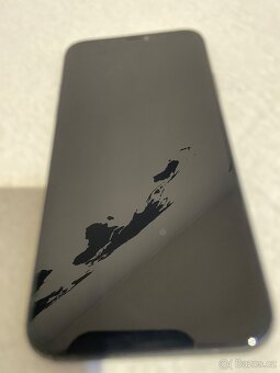 iPhone 11  / nova baterie 100% - 2