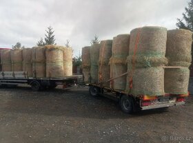Prodám kulaté balíky sena a slámy - 2