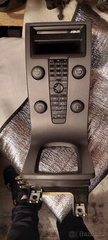 Volvo V50 na díly - 2