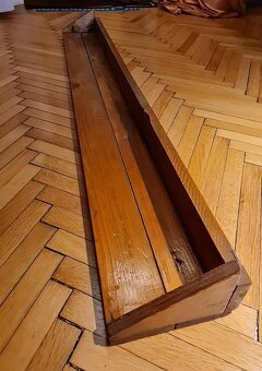 Dřevěná polička na stěnu - 2