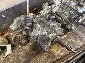 Převodovky ARO 240 - 2