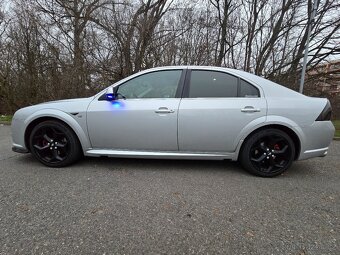 Ford Mondeo ST220 - 2