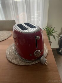 toustovač SMEG - 2