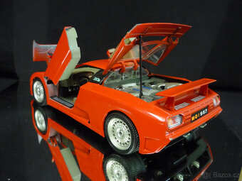 Bugatti EB110 červené Bburago 1/18 - 2