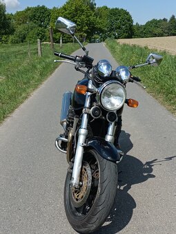 Suzuki GSX 750 Inazuma - 2