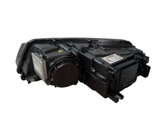 LED pravý bixenon světlo 4H0941004N Audi A8 D4 4H r.v. 2011 - 2