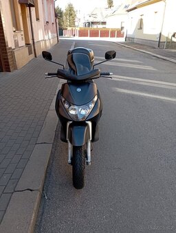 Piaggio Beverly 250 - 2