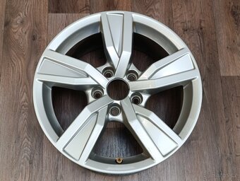 5x112 Audi A4 7Jx16 ET35 číslo 8W0601025A s1 alu disky - 2