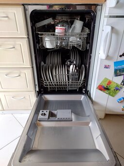 Plně funkční myčka nádobí zn. Concept - 2