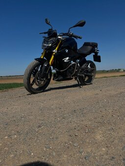 BMW 310R 2024 - 2