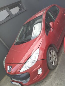 Peugeot 308 1.6 HDI 65tis.km r.v. 11/2010 - 2
