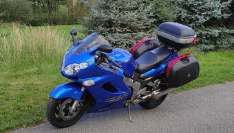 Kawasaki ZZR 1200 1.majitel jen 32tkm - 2
