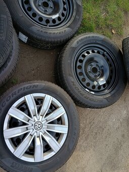 Poklice Disky17 zimní 215 65 17 Tiguan Kodiak najeto 500km - 2