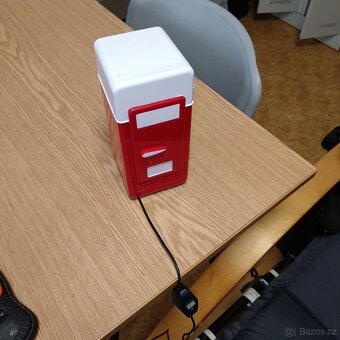 Malá lednice na jeden parfem - 2