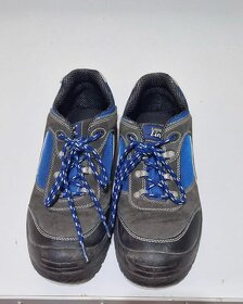 Pracovní boty s ocelovou špičkou vel. 42 - 2