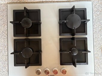 Sklokeramická plynová varná deska Bosch PPH 616B81E - 2