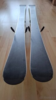 Juniorské lyže HEAD 137cm - 2