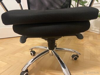 Kancelářská židle - 2