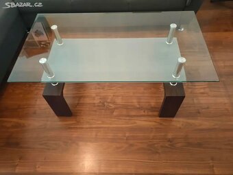 Skleněný konferenční stůl - 2