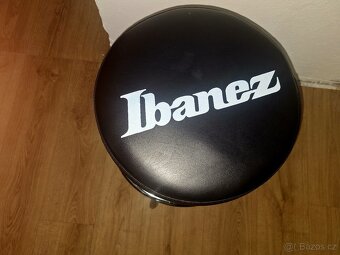 Prodám kytarovou stoličku IBANEZ - 2