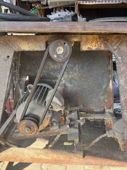 Okružní pila domácí výroby - 2